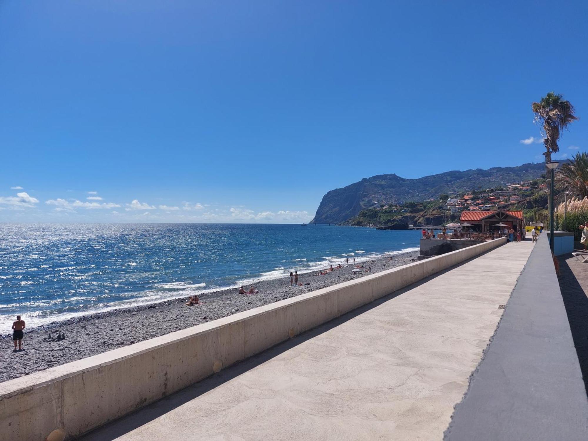 By The Atlantic 2-bedroom Apartament *